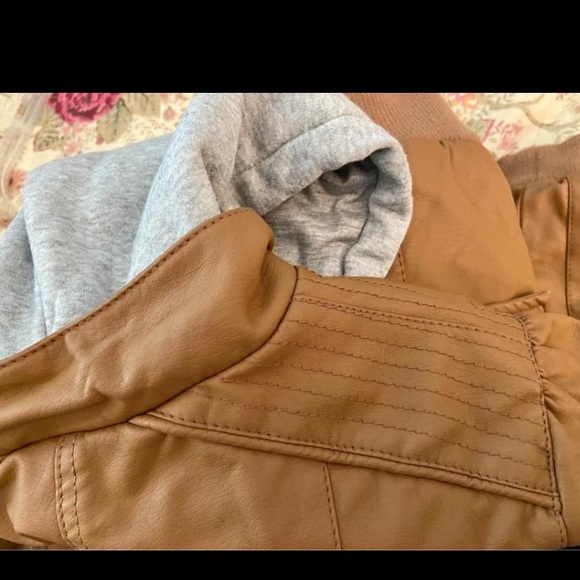 Large Rue21 Jacket - Picture 5 of 7